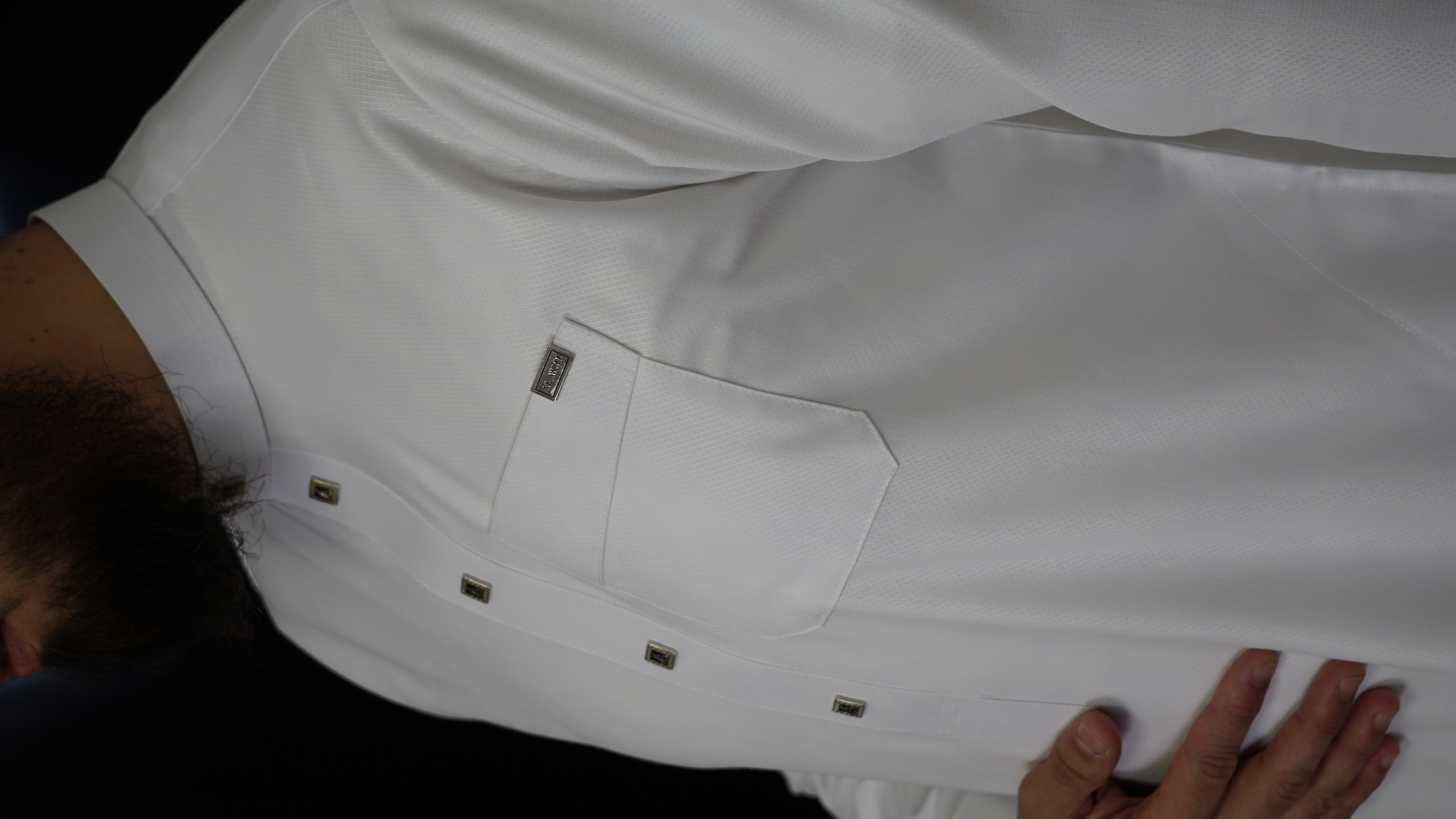 قميص الخلية - جودة القماش